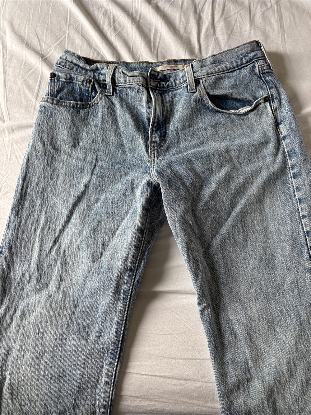 Levi’s Light Wash Middy Straight Leg Jeans - Picture 2 of 5